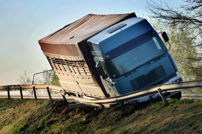 Palm Beach Gardens Truck Accident Lawyer: How Hicks & Motto Can Help You